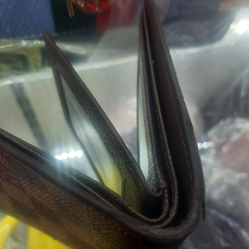 Brown Monogram Wallet - Picture 5 of 6